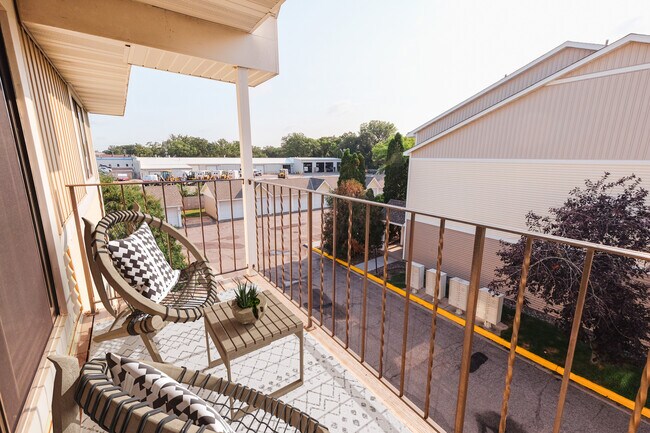 Wedgewood Place Apartments