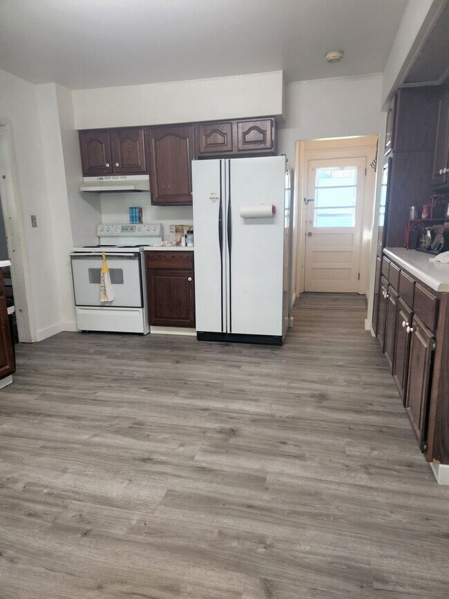 Photo - 319 N Warren Ave Unit 319 N Warren Ave #1