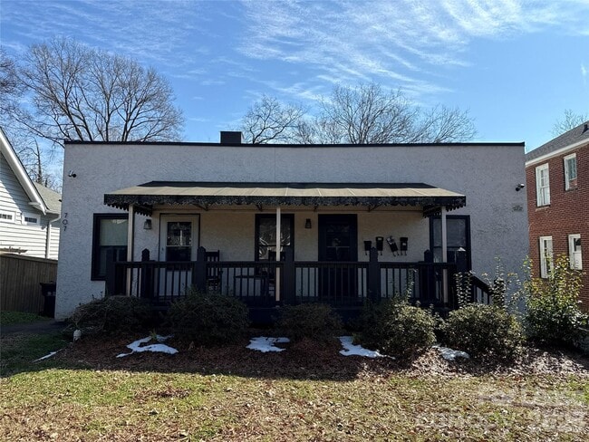 Building Photo - 707 Grandin Rd Unit C