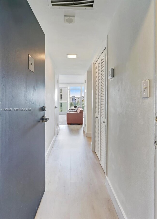 Photo - 1000 West Ave Unit 506