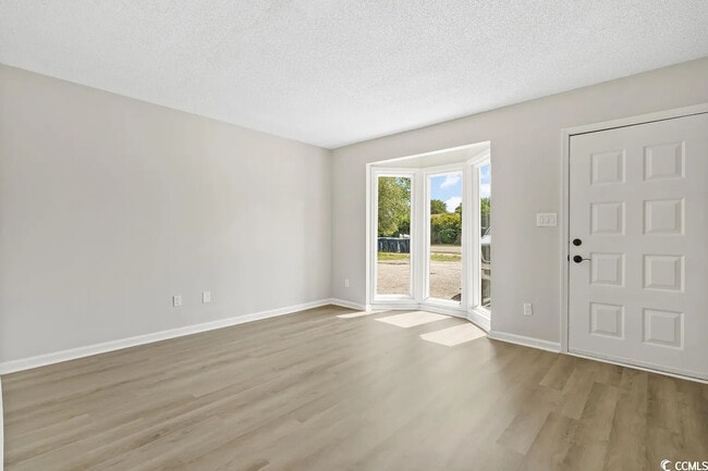 Photo - 708 65th Ave N