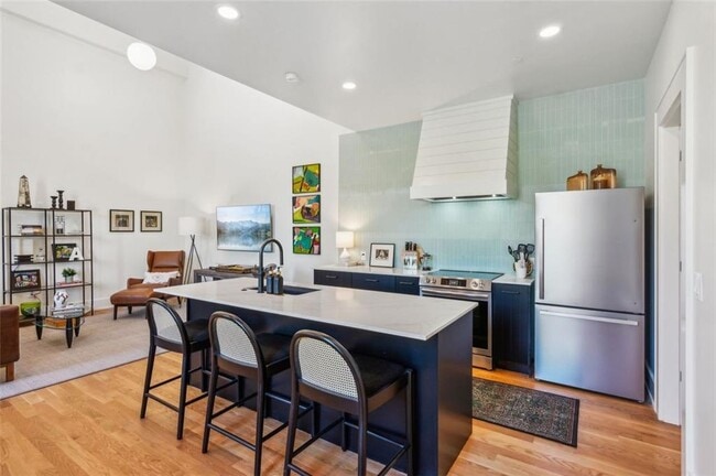 Photo - 955 Wylie St SE Unit 4