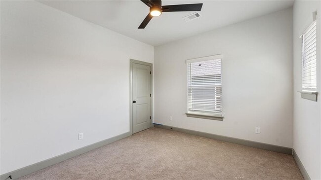 Photo - 1221 Mammoth St