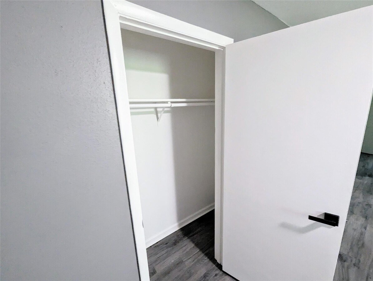 Photo - 2015 Rosalee St Unidad 1