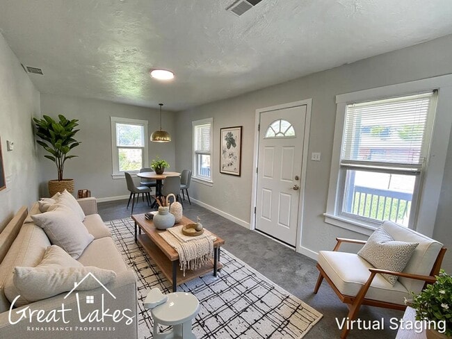 Photo - Fabulous 2 bedroom / 1 bathroom, 2-story home now available for rent!