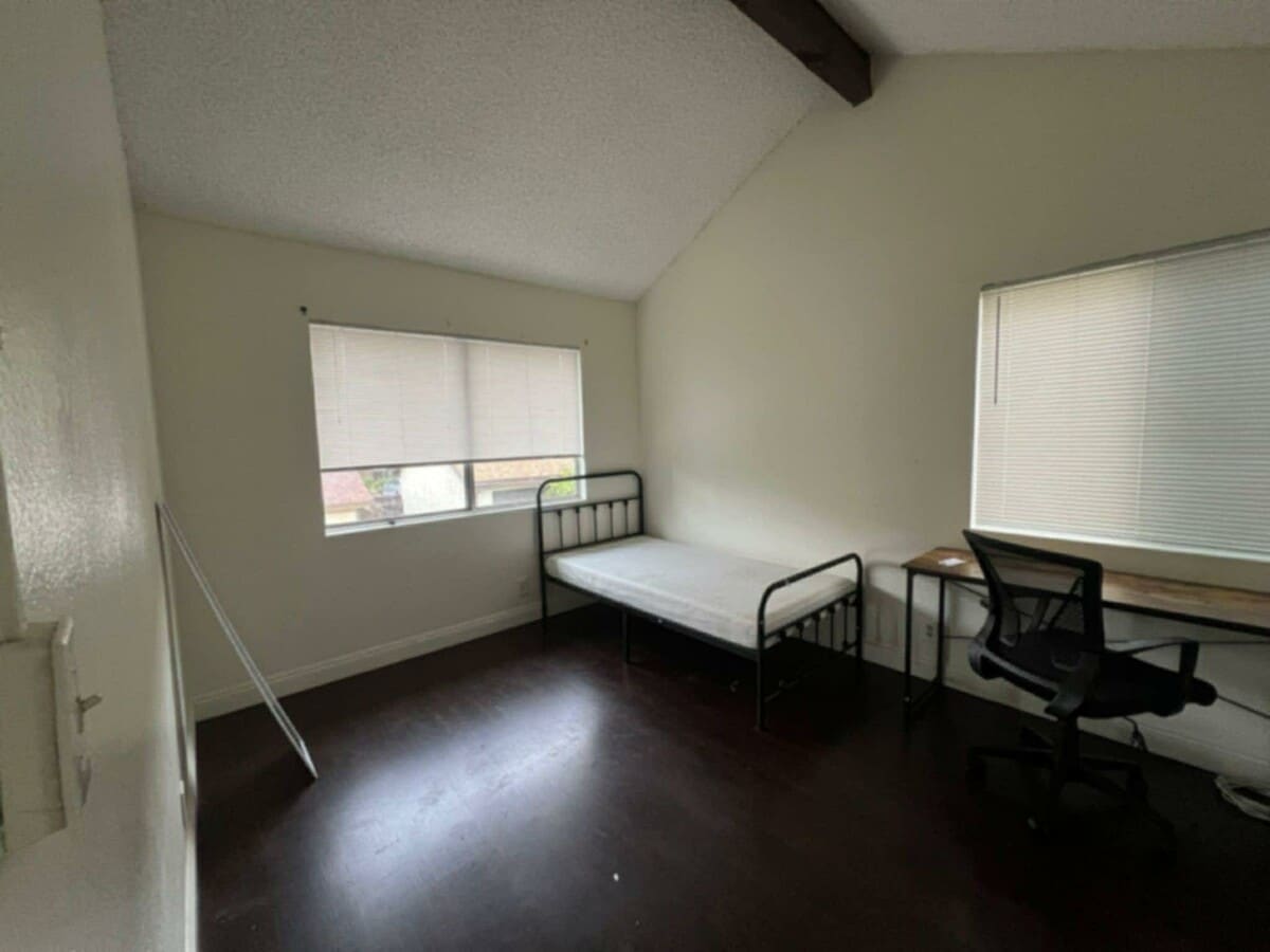 Photo - 8747 Canby Ave