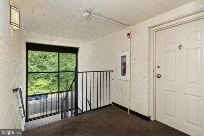 Building Photo - 3107 Naylor Rd SE Rental