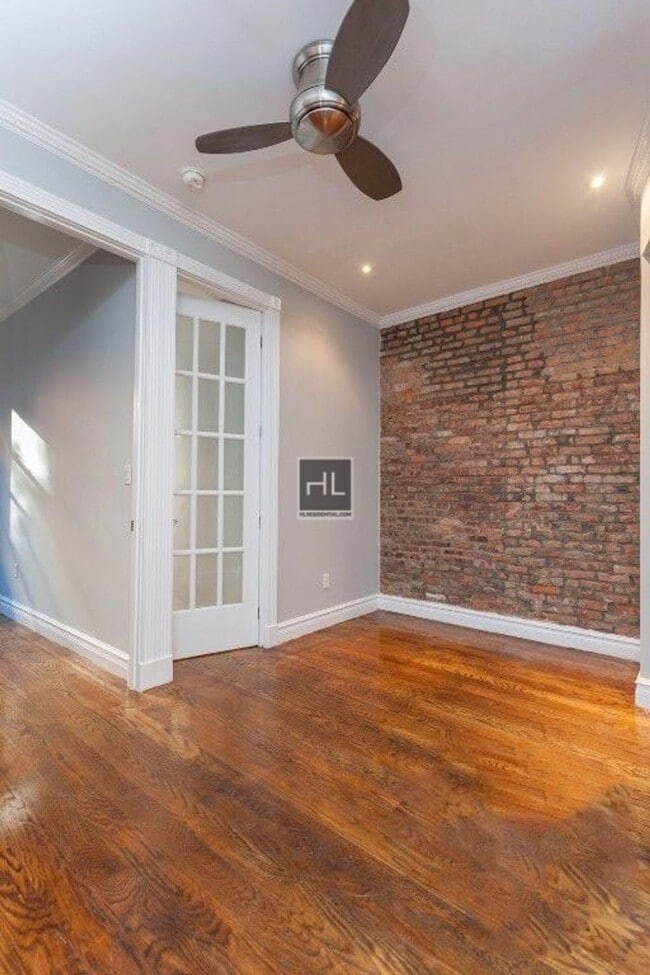 Building Photo - East 32nd Street