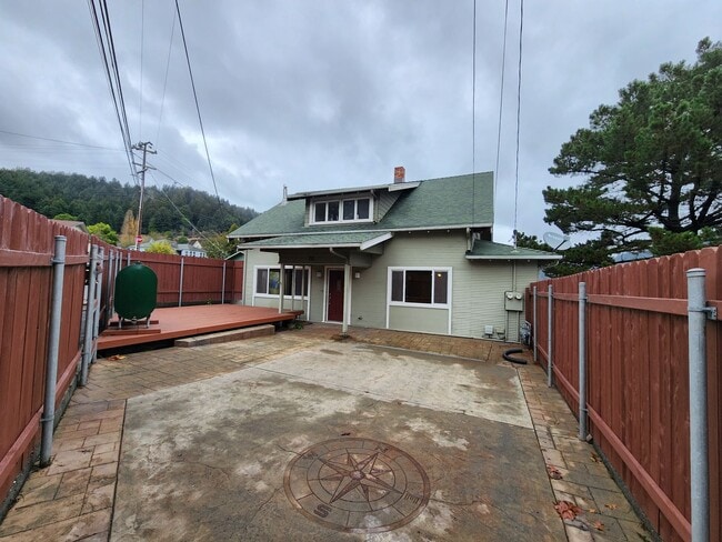 Single Family Home in Rio Dell! - Single Family Home in Rio Dell!