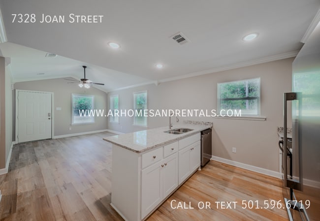 Photo - 7328 Joan St