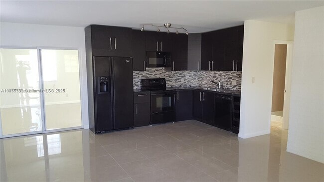 Building Photo - 1221 N 70th Way Rental