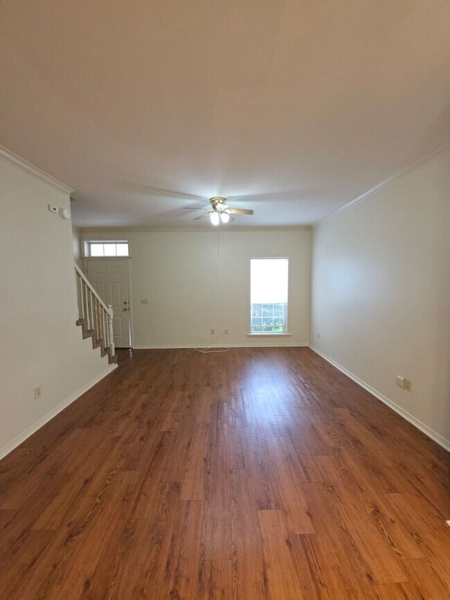 Photo - 2635-2635 W C St Unit 2633