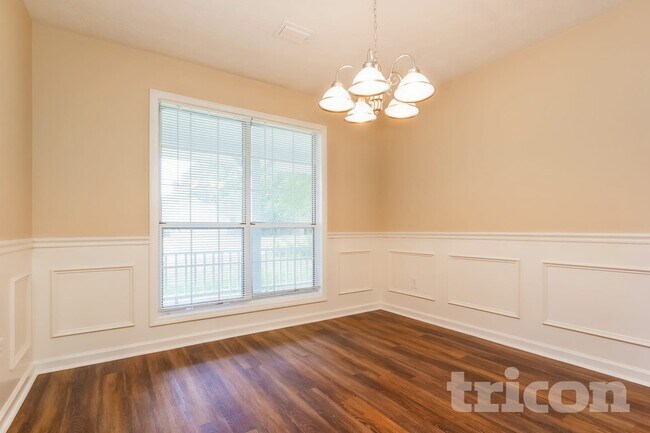 Photo - 625 Corley Brook Way