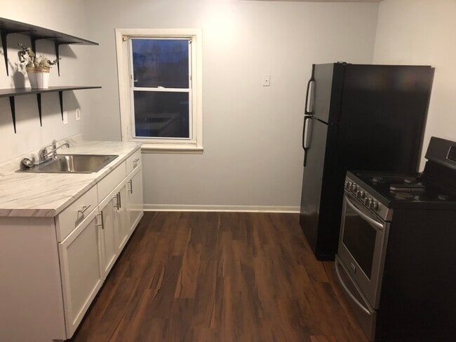 Photo - 163 Union Ave Unidad 163