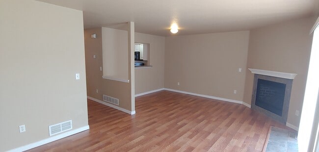 Photo - 1730 S Helena St