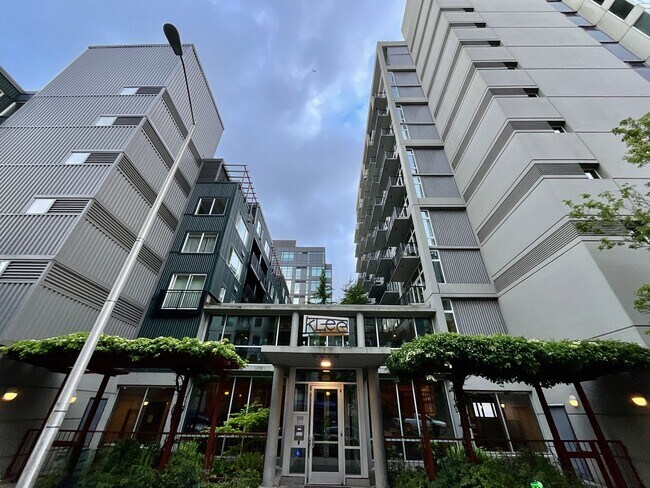 Urban 1-Bedroom Apartment in Downtown Seattle - Urban 1-Bedroom Apartment in Downtown Seattle