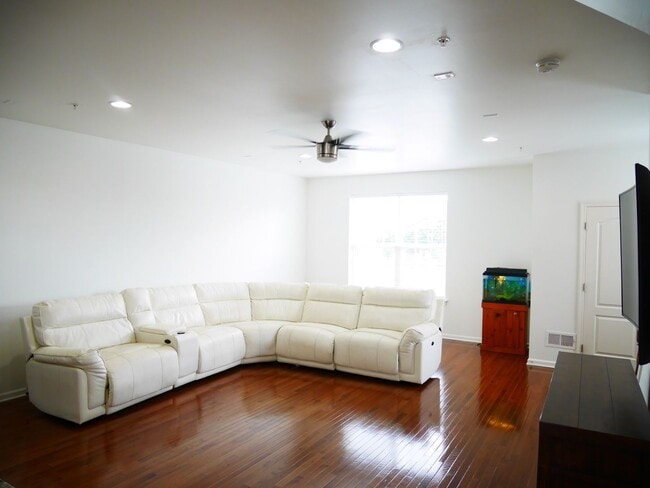 Photo - End Unit 3 Bedroom Townhome- Owings Mills, MD