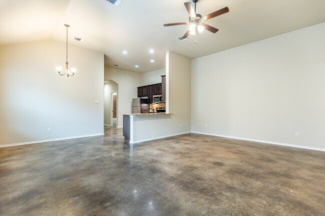 Photo - 218 Ragsdale Way