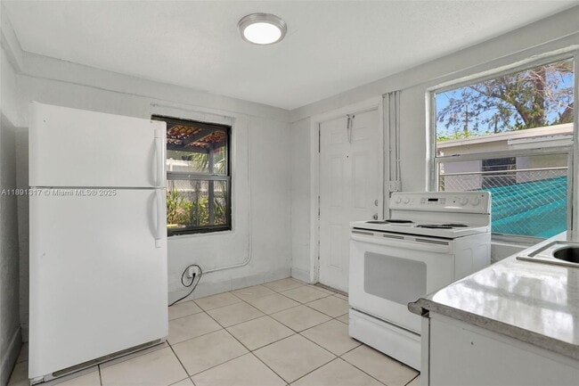 Photo - 2701 NW 18th Ter