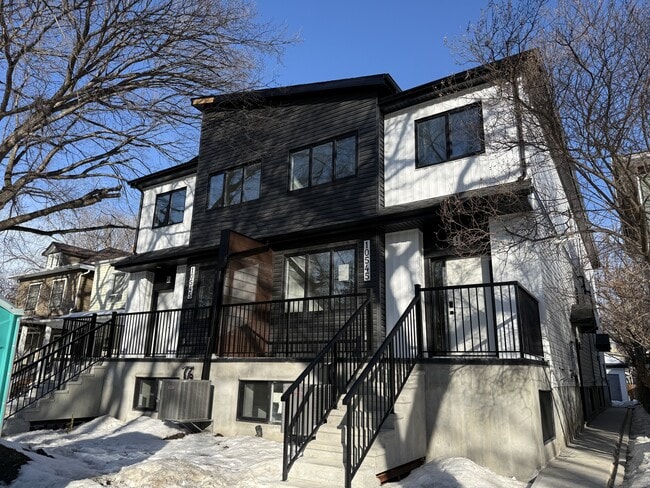 Building Photo - 10545 126 St NW Unit 8