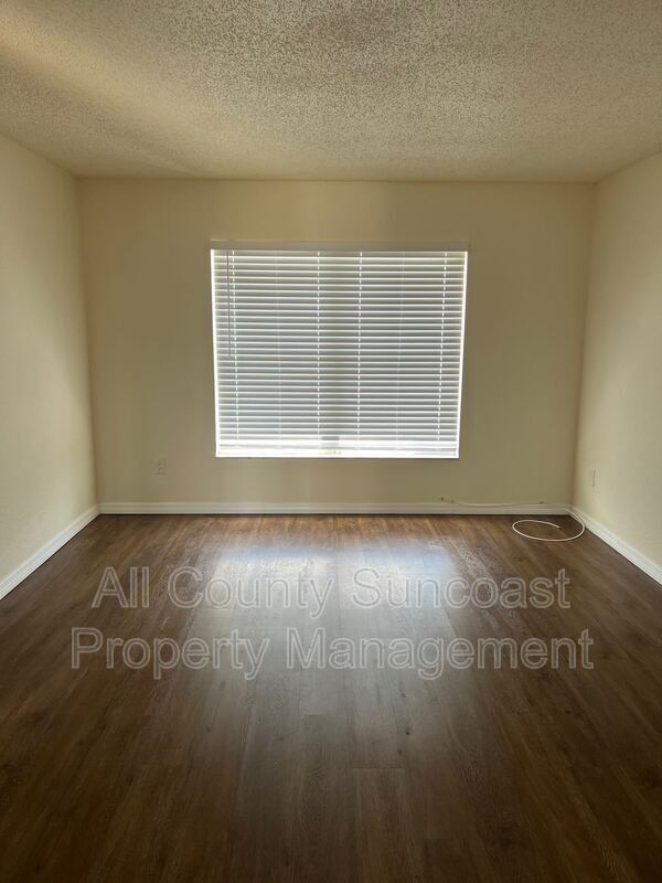 Photo - 7450 35th St N Unidad #1701