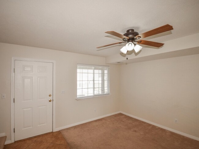 Photo - 262 W 1395 S