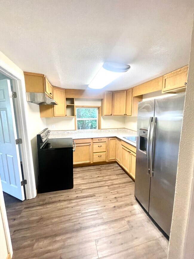 Photo - 519 E 7th St Unit A