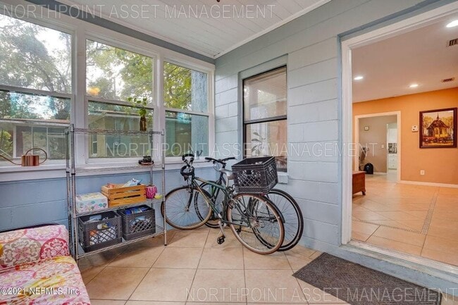 Photo - Cute 2BR 1BA Home w/ Stainless Kitchen • Fenced Yard in Jacksonville