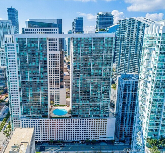 Building Photo - 500 Brickell Ave Unit 1407