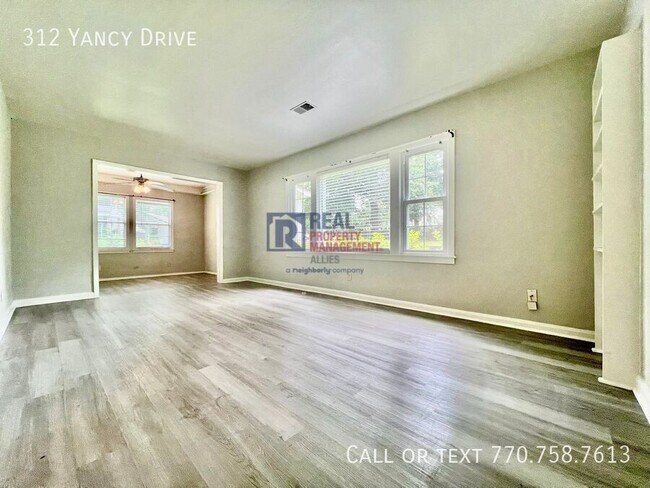 Photo - 312 Yancy Dr SE