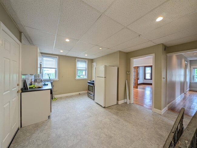 Photo - 16 Montgomery St Unit 3