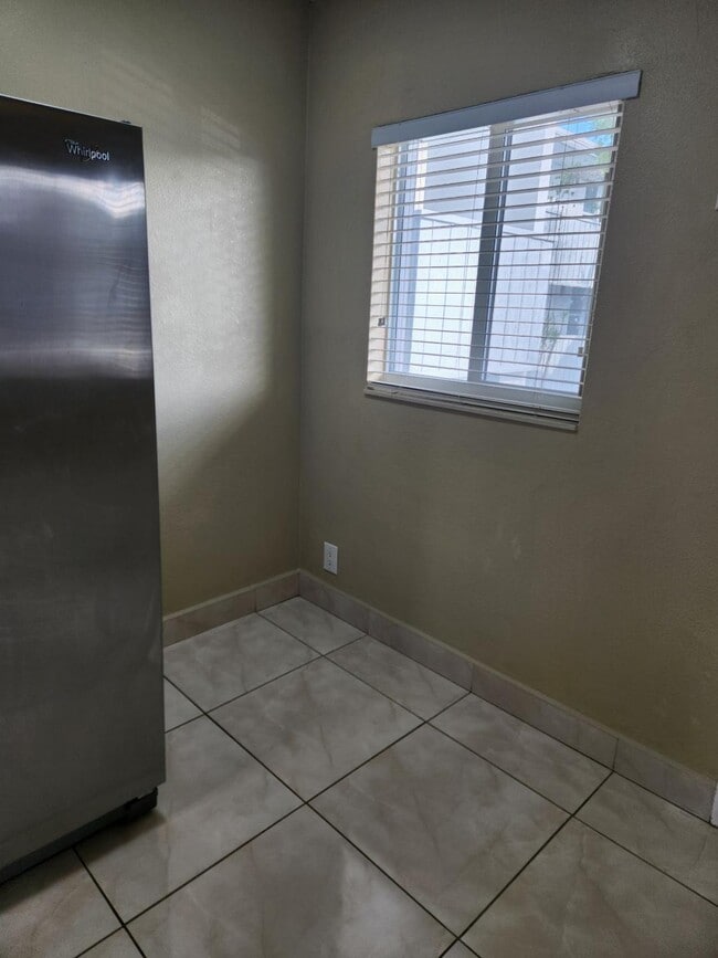 Photo - 3071 SW 27th Ave Unit 14