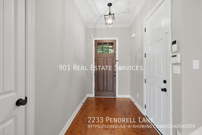 2233 Pendrell Ln