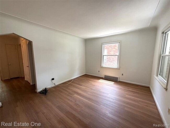 Photo - 1746 N Denwood St