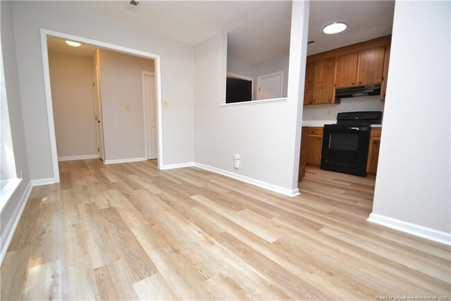 Photo - 667 Bashford Rd