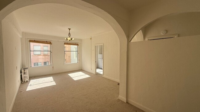 Photo - 631 O'Farrell St Unidad 510