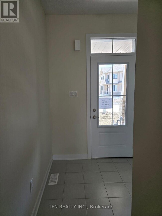 Photo - 73 Keelson St.