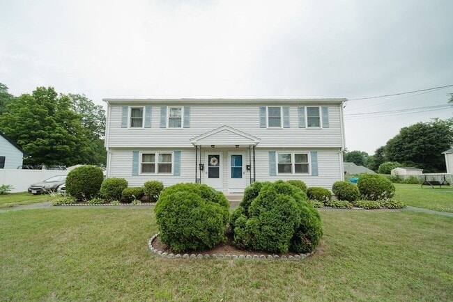 Photo - 121 Otis St Townhome