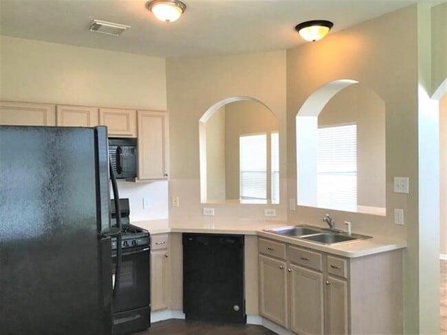 Photo - 3927 Dogwood Bough Ln