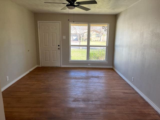 Photo - 407 Daniel St