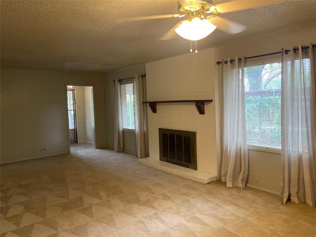 Photo - 725 Elmwood Dr