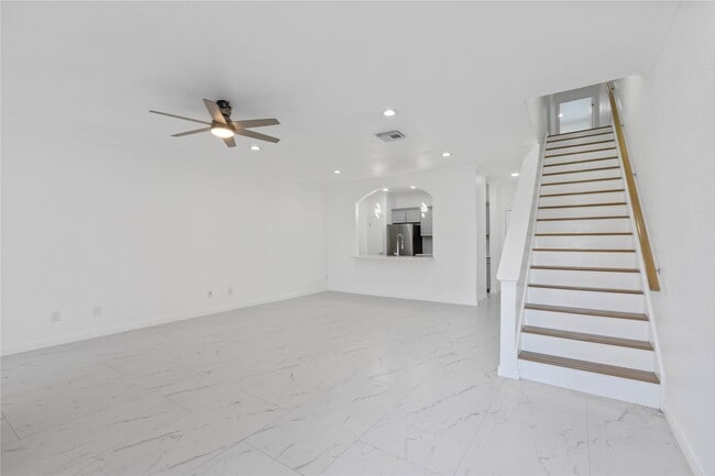 Photo - 6000 Reims Rd Unit 2005