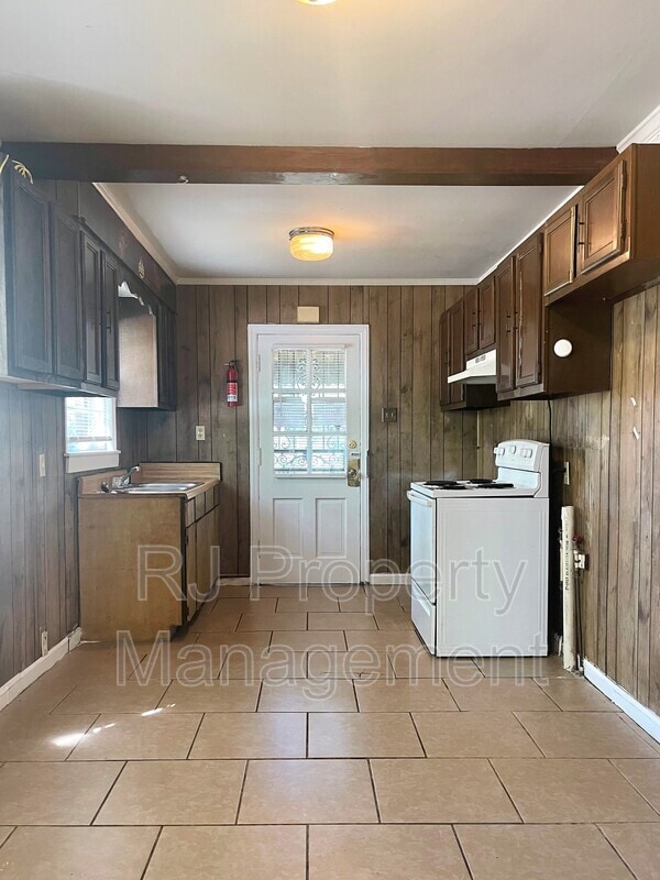 Photo - 732 S Greer St