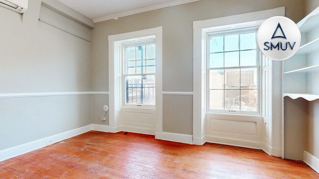 Photo - 24 E Madison St Apartment Unit H