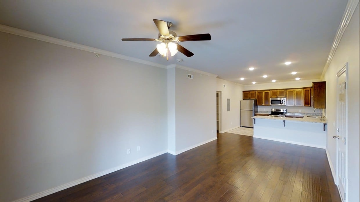 Photo - Woodland Park Apartments