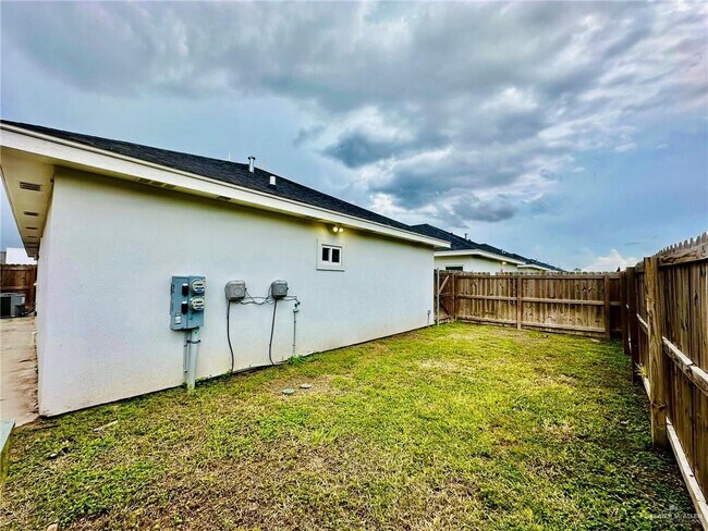 Photo - 13 Rafael Dr Unit 4