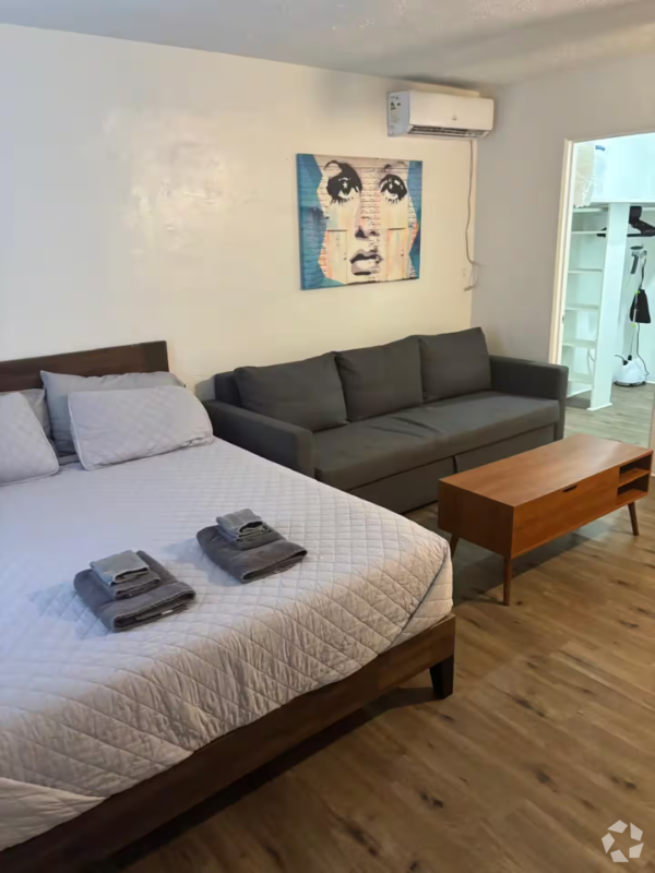 Building Photo - 425 2nd St N Unit 16 Rental