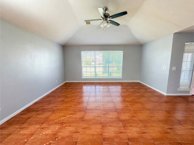 Photo - 8926 Diamond Lake Ln