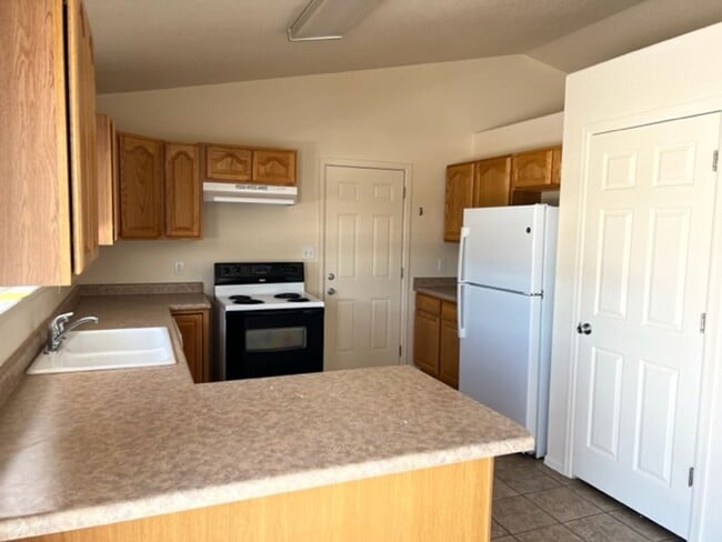 Photo - ALL PROSPECTIVE TENANTS MUST SUBMIT A $58 NON-REFUNDABLE APPLICATION FEE PER APPLICANT ONLINE AND...