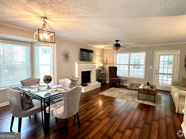 Building Photo - 5045 Laurel Springs Way SE Rental